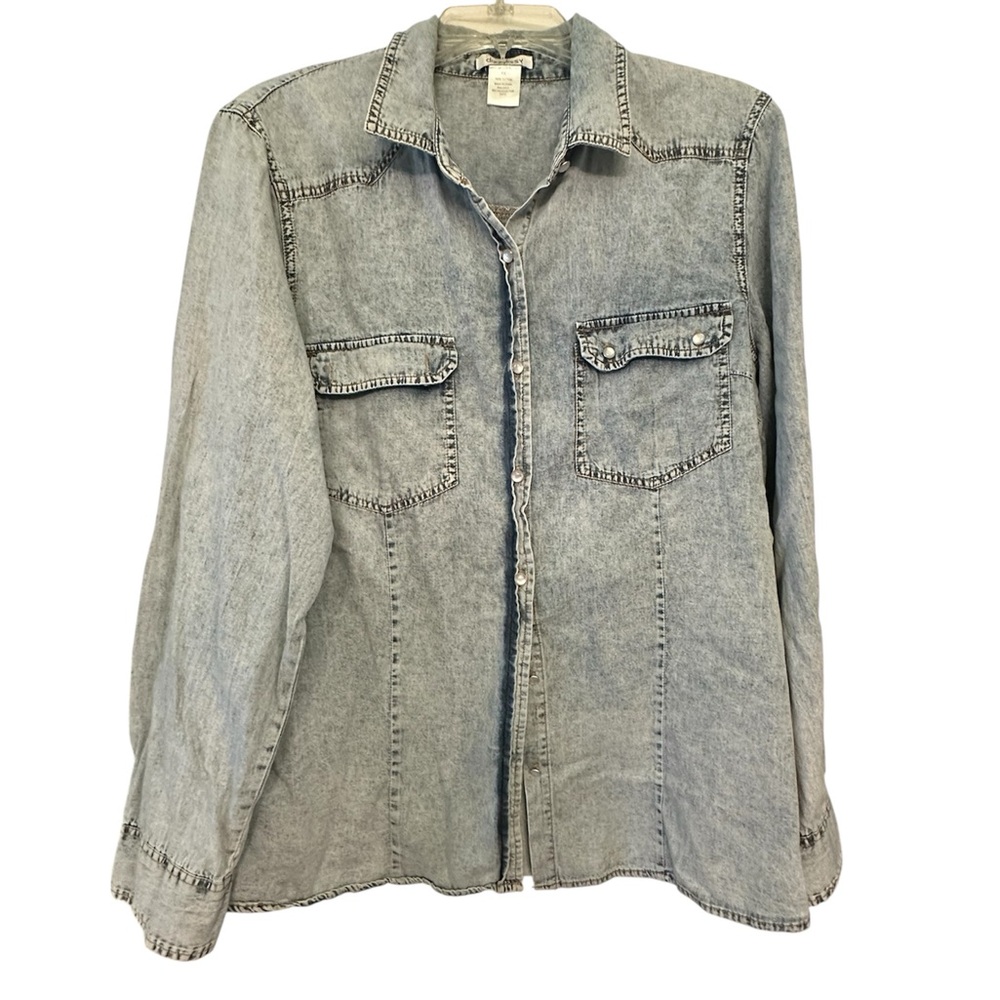 DizzyLizzy Stylish Denim Button-Up Shirt